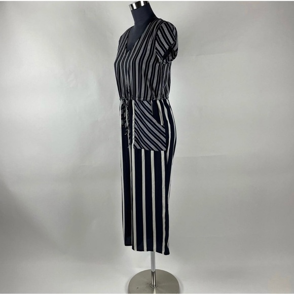 Lucer  Women’s Navy Blue and White Striped Side Pockets V-Neck Midi Jumpsuit - Picture 4 of 9